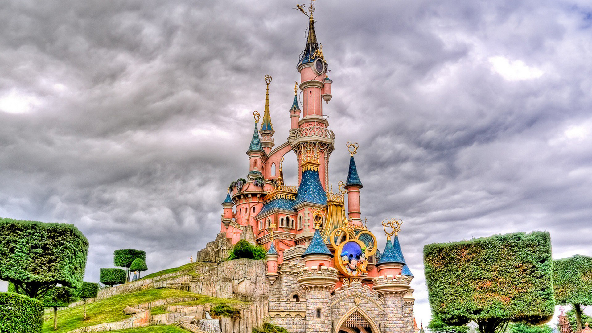 Sleeping Beauty Castle Of Disneyland Park In Anaheim United States HD Travel