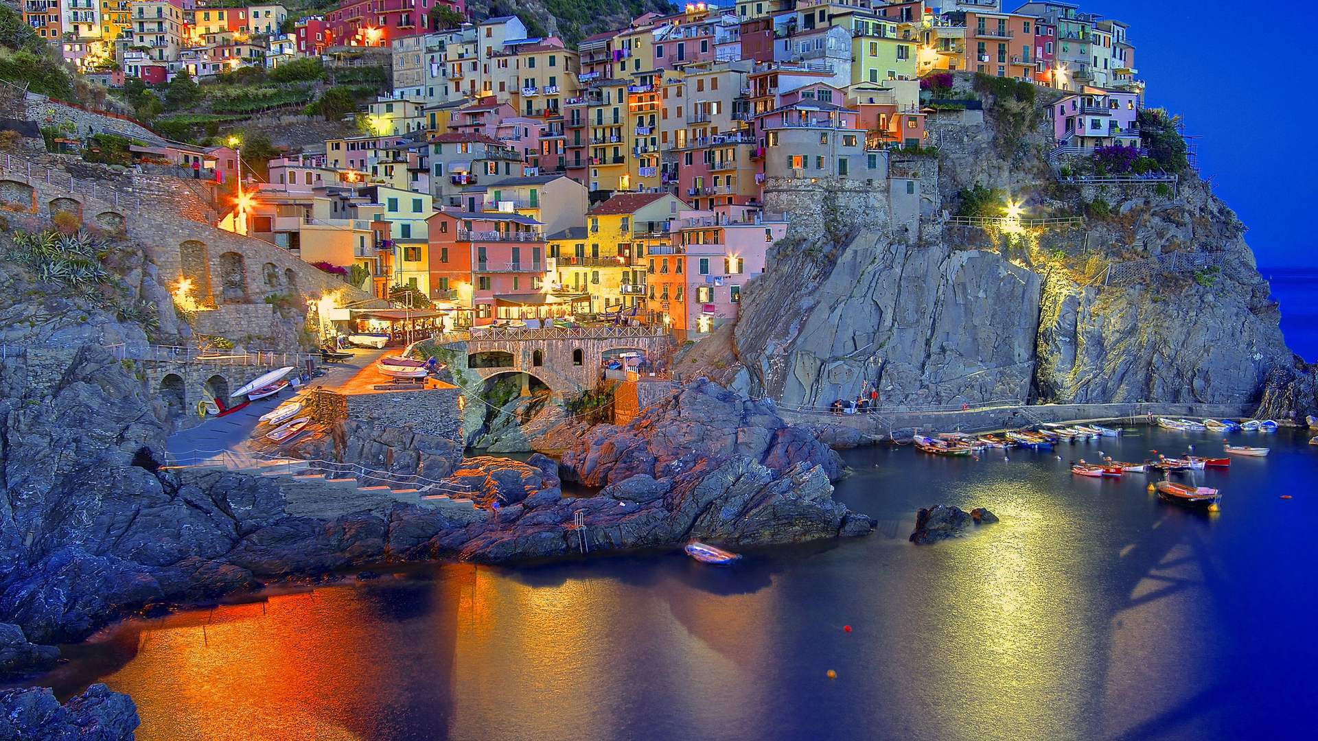 Manarola Town Cinque Terre Italy During Sunset HD Travel