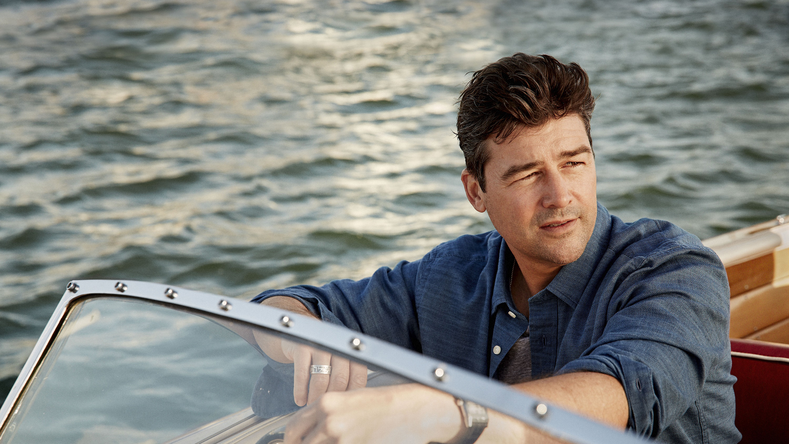Actor Kyle Chandler Is Driving A Boat HD Kyle Chandler